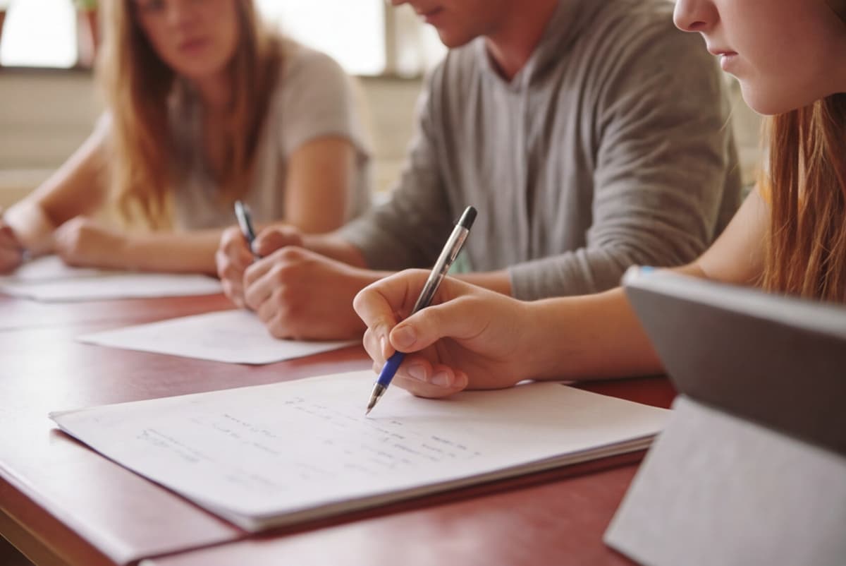 Academia para ciclo medio y ciclo superior en Vigo