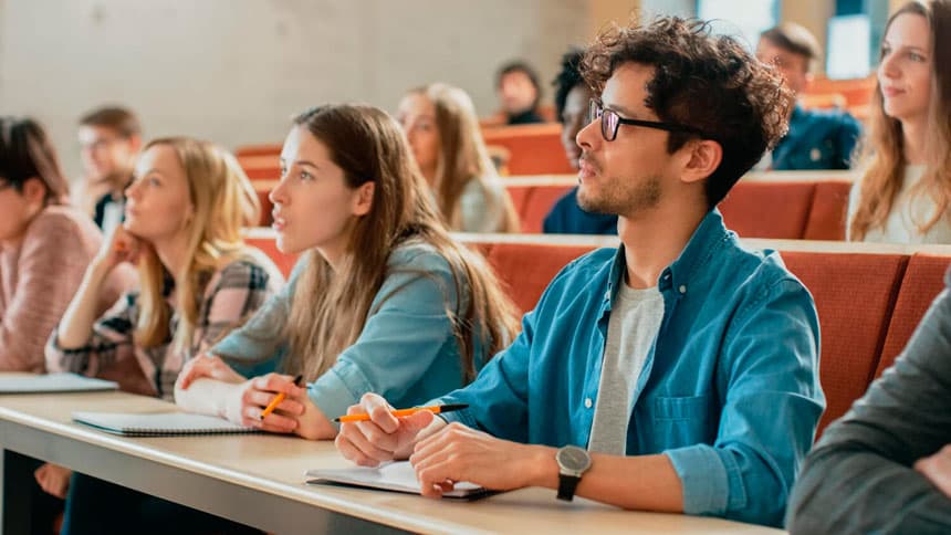 Prueba de acceso universidad mayores de 25 en Vigo